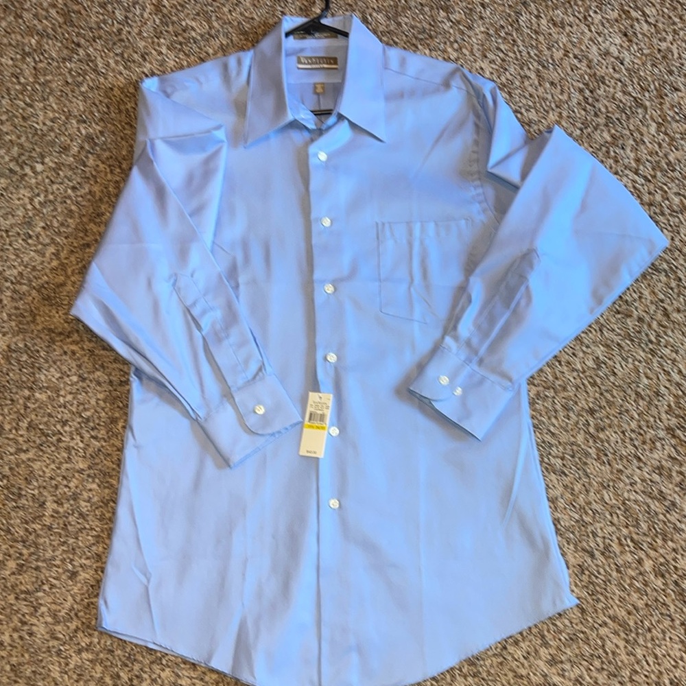 Van Huesen Fitted Wrinkle Free 15 1/2 (34/35) Dress Shirt 👔